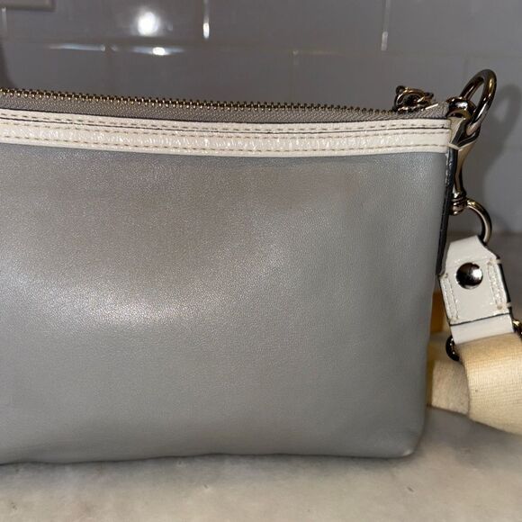 Coach Vintage Poppy Leather Crossbody Shoulder Bag - Picture 6 of 15